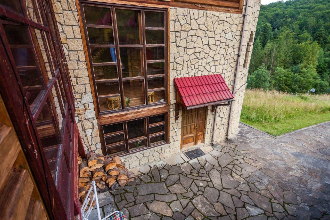亚列姆切 Альпина酒店 外观 照片
